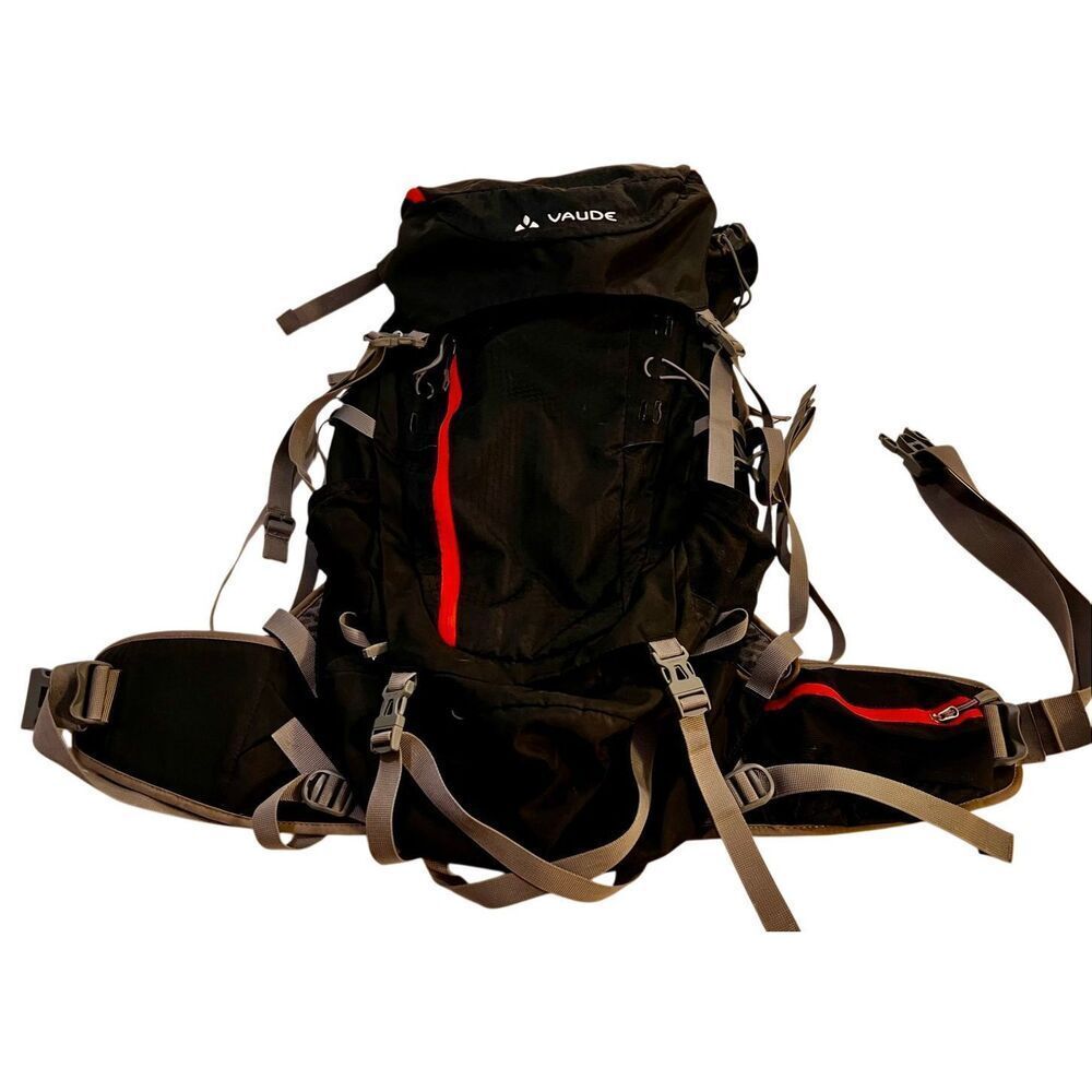 Vaude Asymmetric 42+8 Trekking Backpack Tergolight